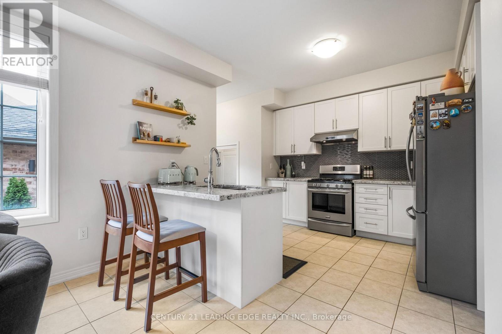 164 Moody Drive, Vaughan, Ontario  L4H 3Z4 - Photo 12 - N12563146