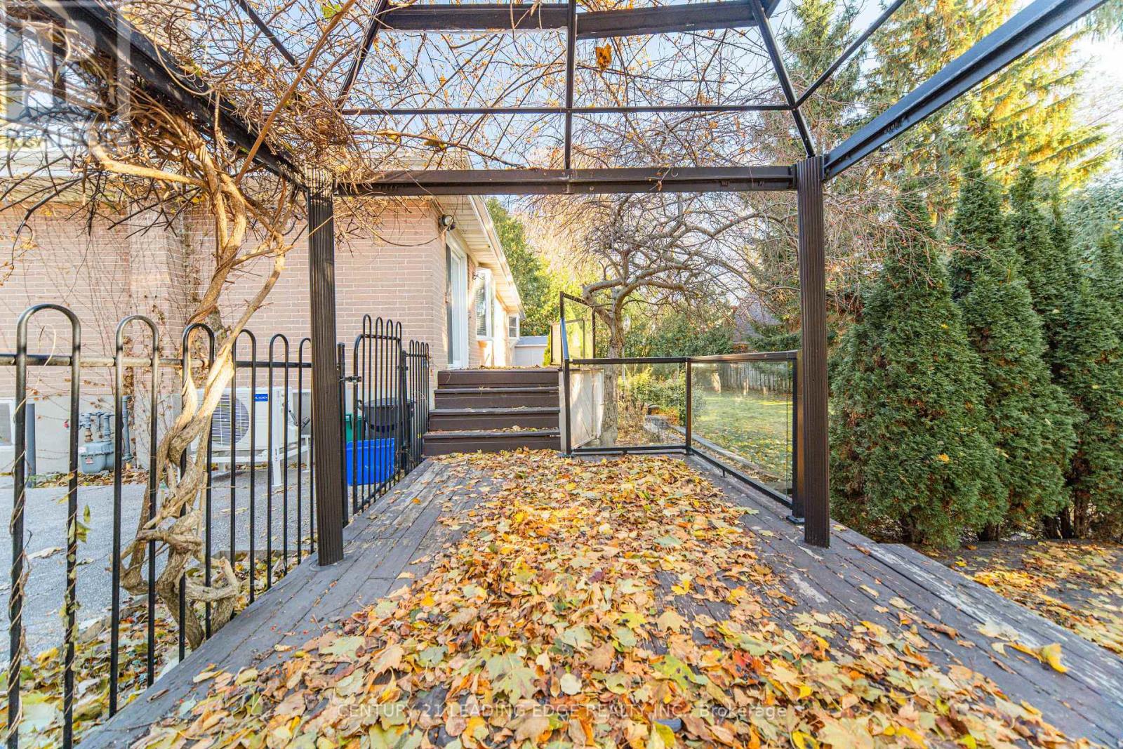 22 Winlaw Place, Markham, Ontario  L3P 2C6 - Photo 38 - N12563222