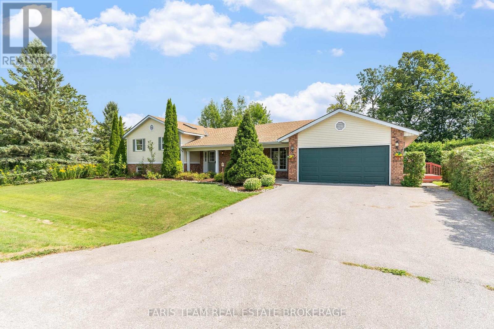 53 Maple Drive, Orillia, Ontario  L3V 3W5 - Photo 3 - S12562968