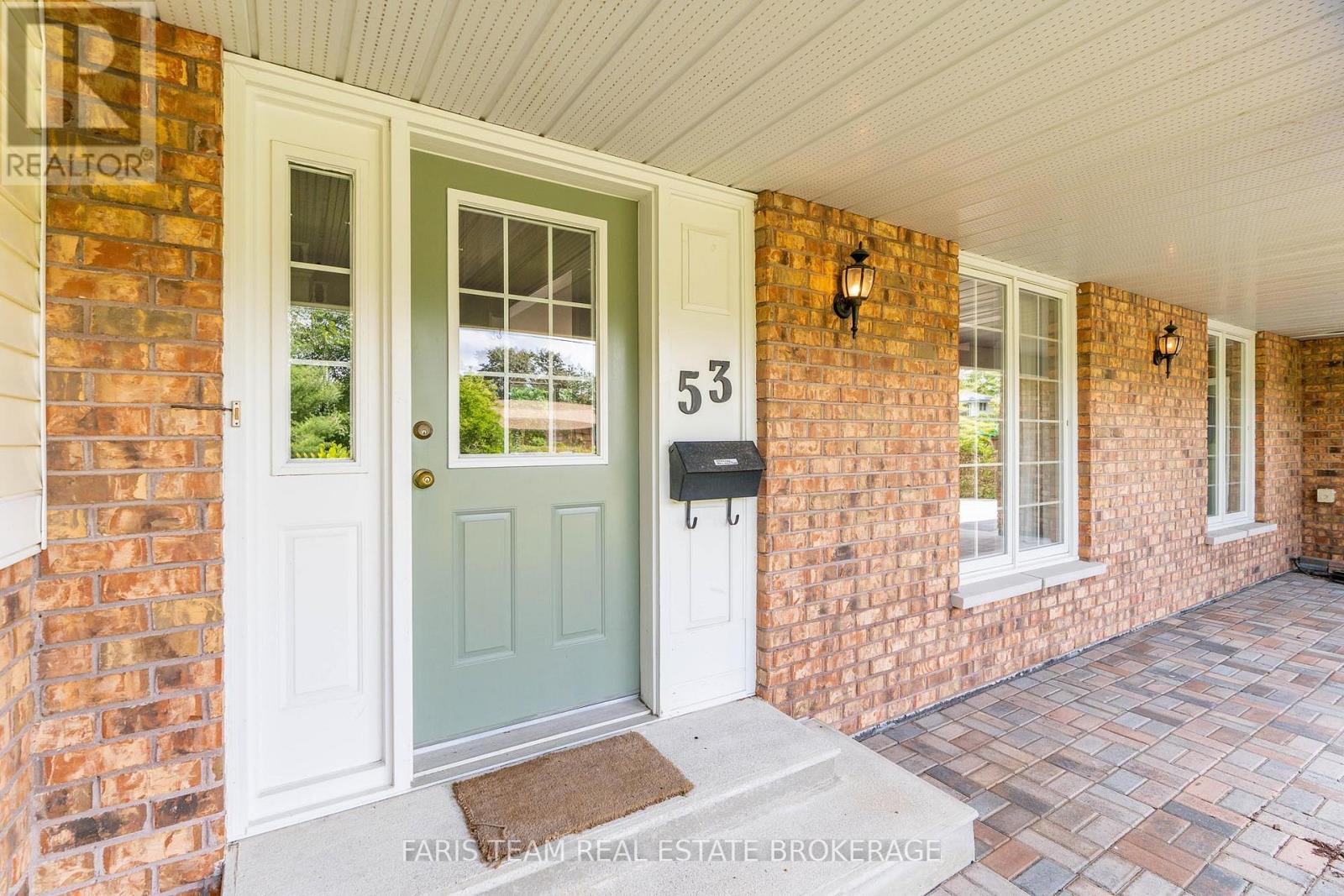 53 Maple Drive, Orillia, Ontario  L3V 3W5 - Photo 5 - S12562968