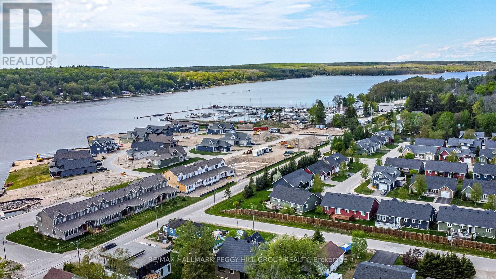 10 Grew Crescent, Penetanguishene, Ontario  L9M 0A4 - Photo 2 - S12563104