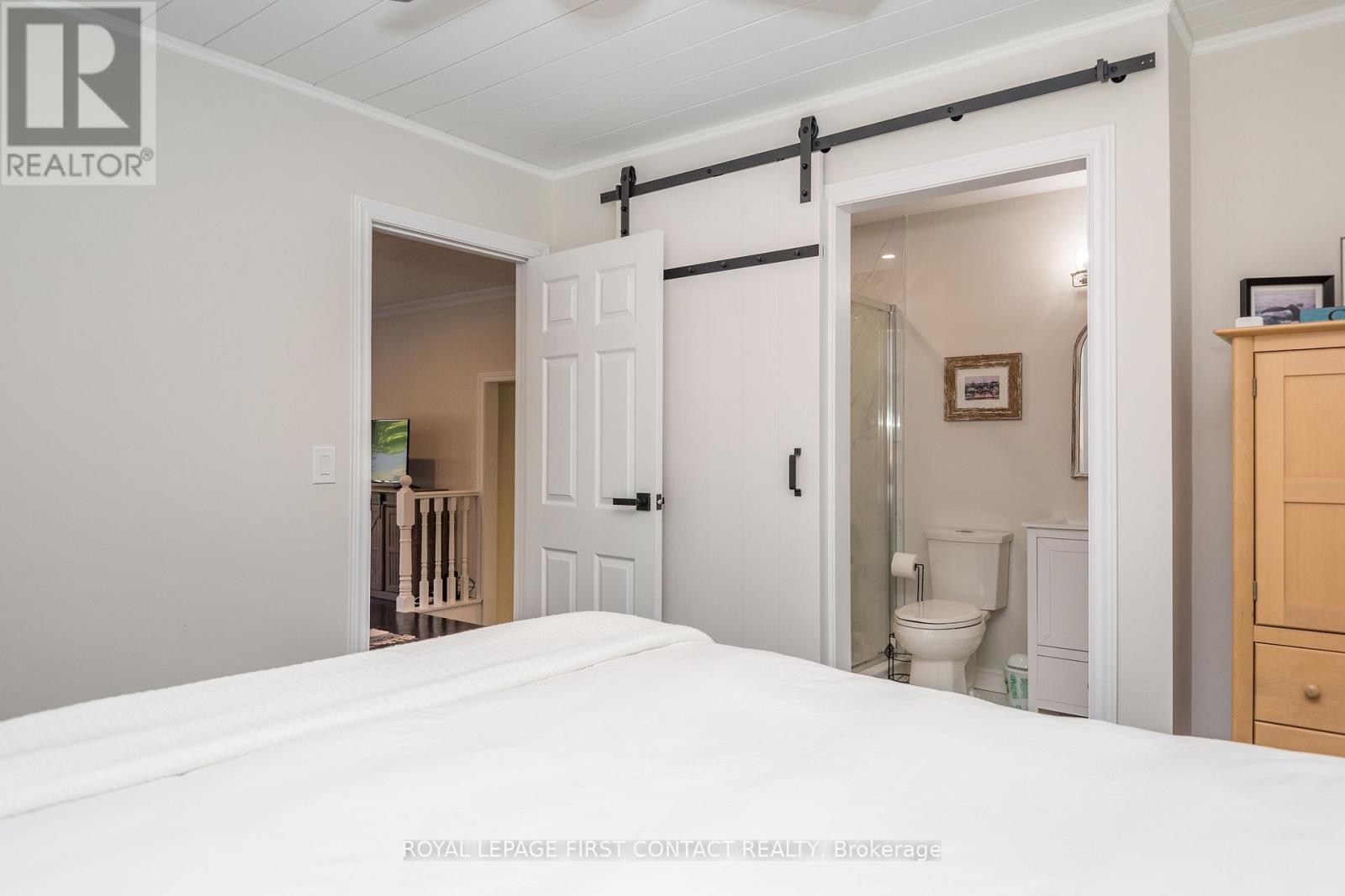 11 Broad Street, Penetanguishene, Ontario  L9M 1E9 - Photo 14 - S12563122