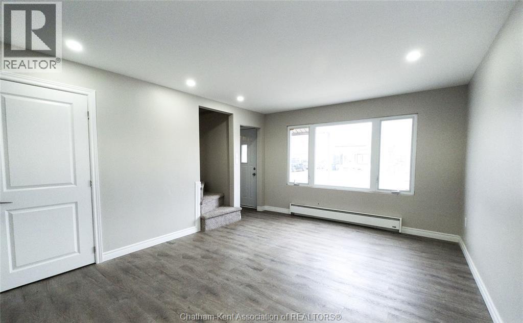 17 Mcnaughton Avenue, Wallaceburg, Ontario  N8A 1R7 - Photo 19 - 25029211