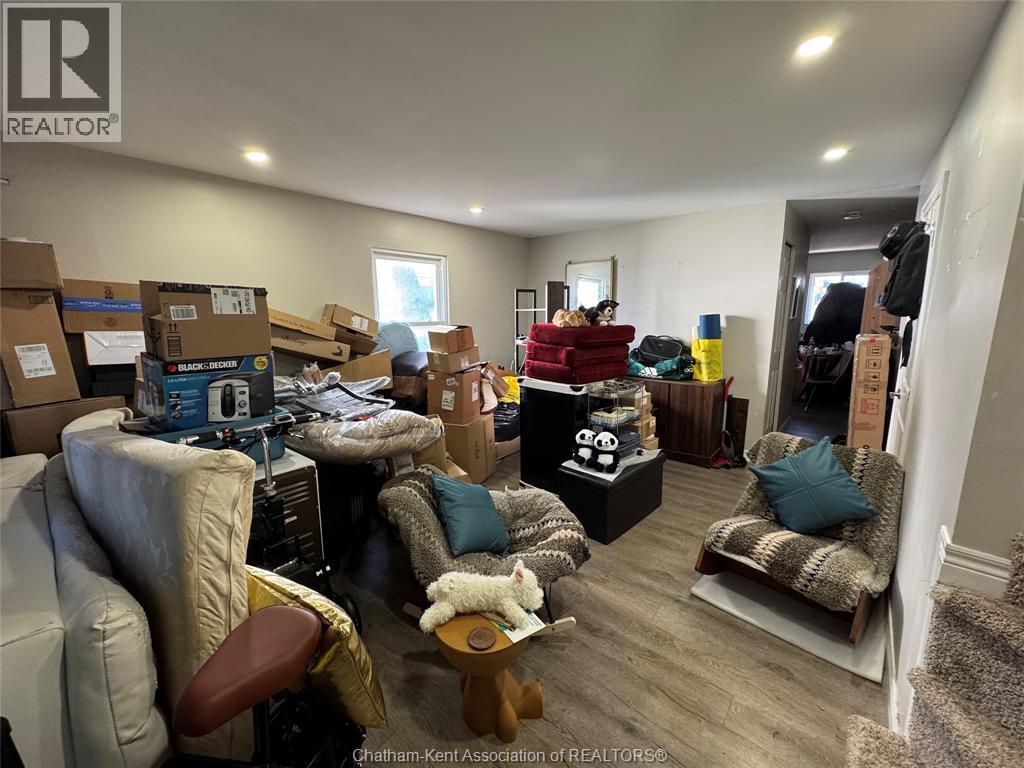 17 Mcnaughton Avenue, Wallaceburg, Ontario  N8A 1R7 - Photo 16 - 25029211