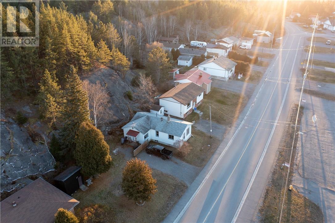 83 Hill Street, Wahnapitae, Ontario  P0M 3C0 - Photo 26 - 2125583