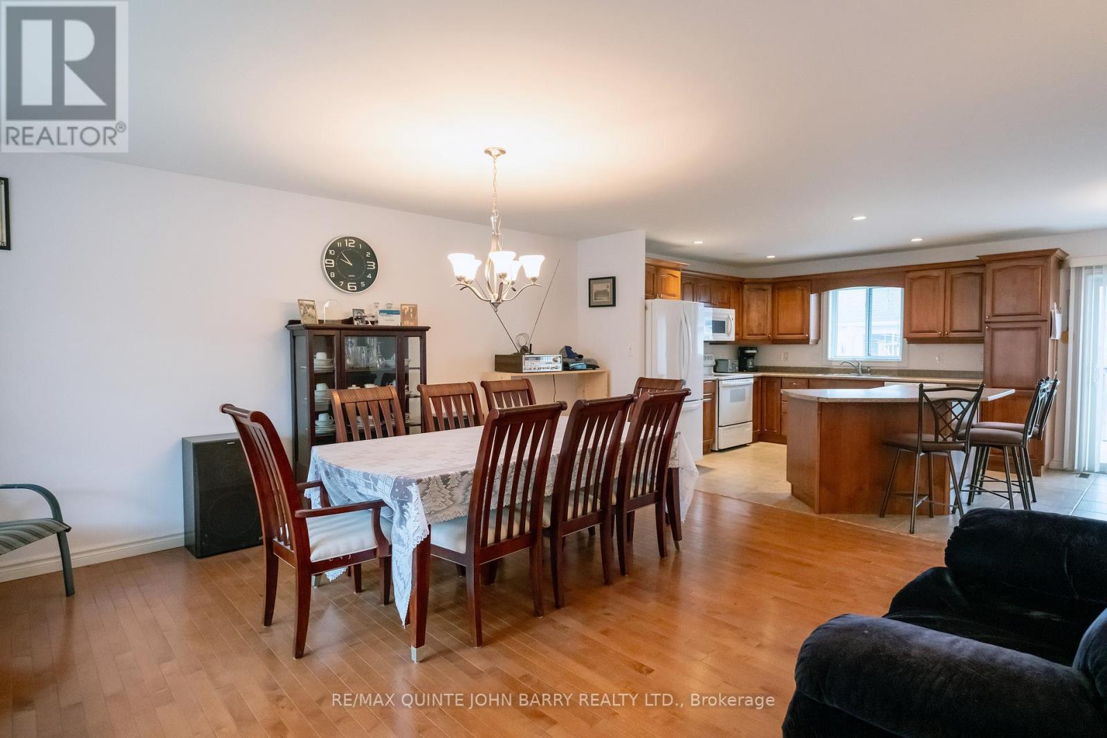 31 Cedar Creek Way, Quinte West, Ontario  K0K 2C0 - Photo 8 - X12563250