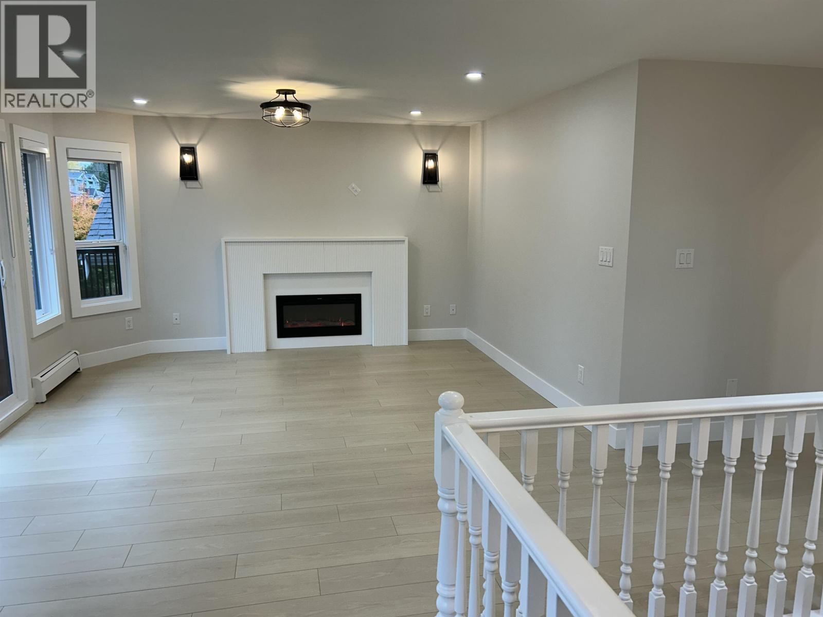 4848 Frances Street, Burnaby, British Columbia  V5C 2S4 - Photo 3 - R3065000