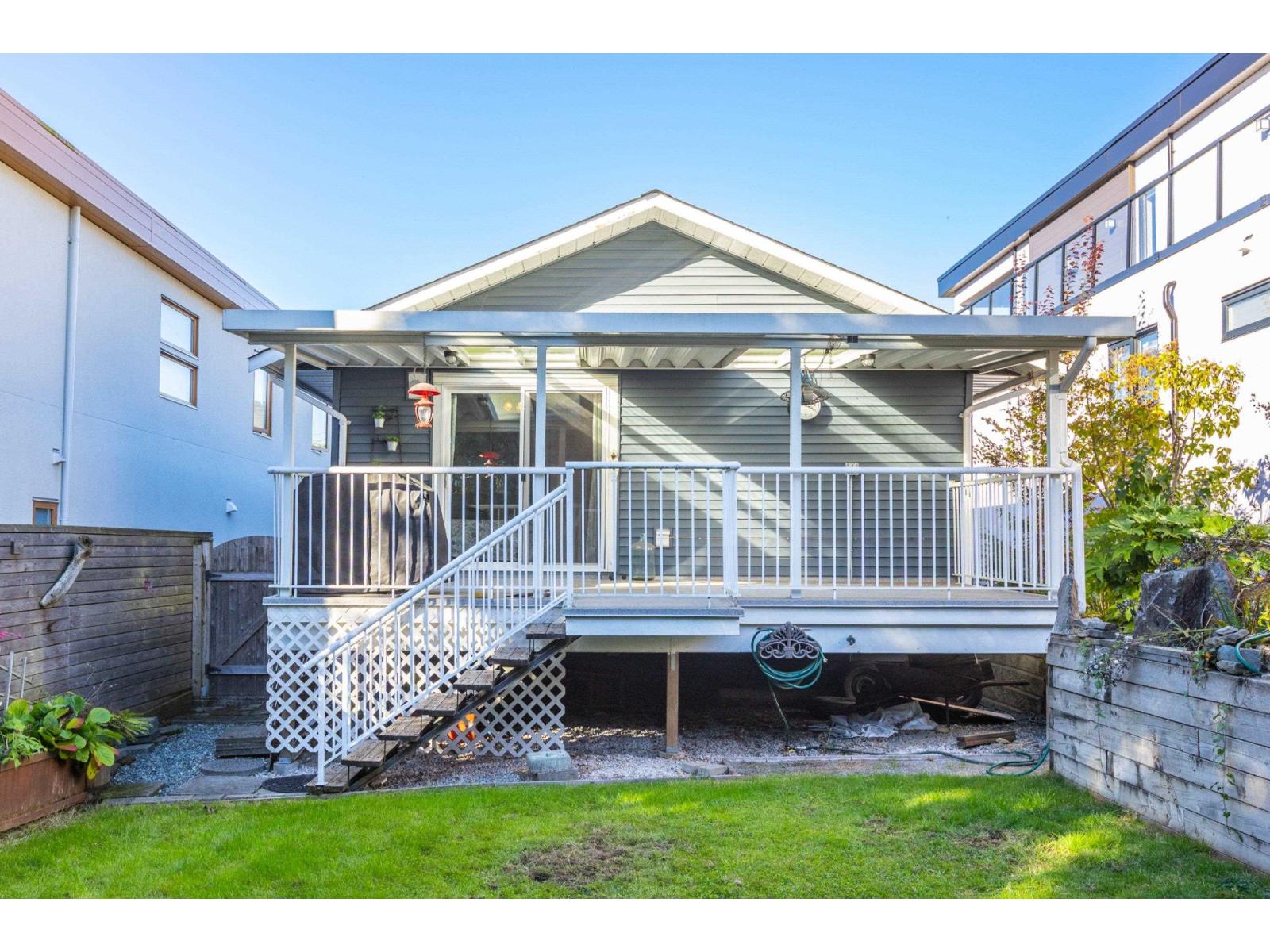 832 Stevens Street, White Rock, British Columbia  V4B 4X2 - Photo 37 - R3059191