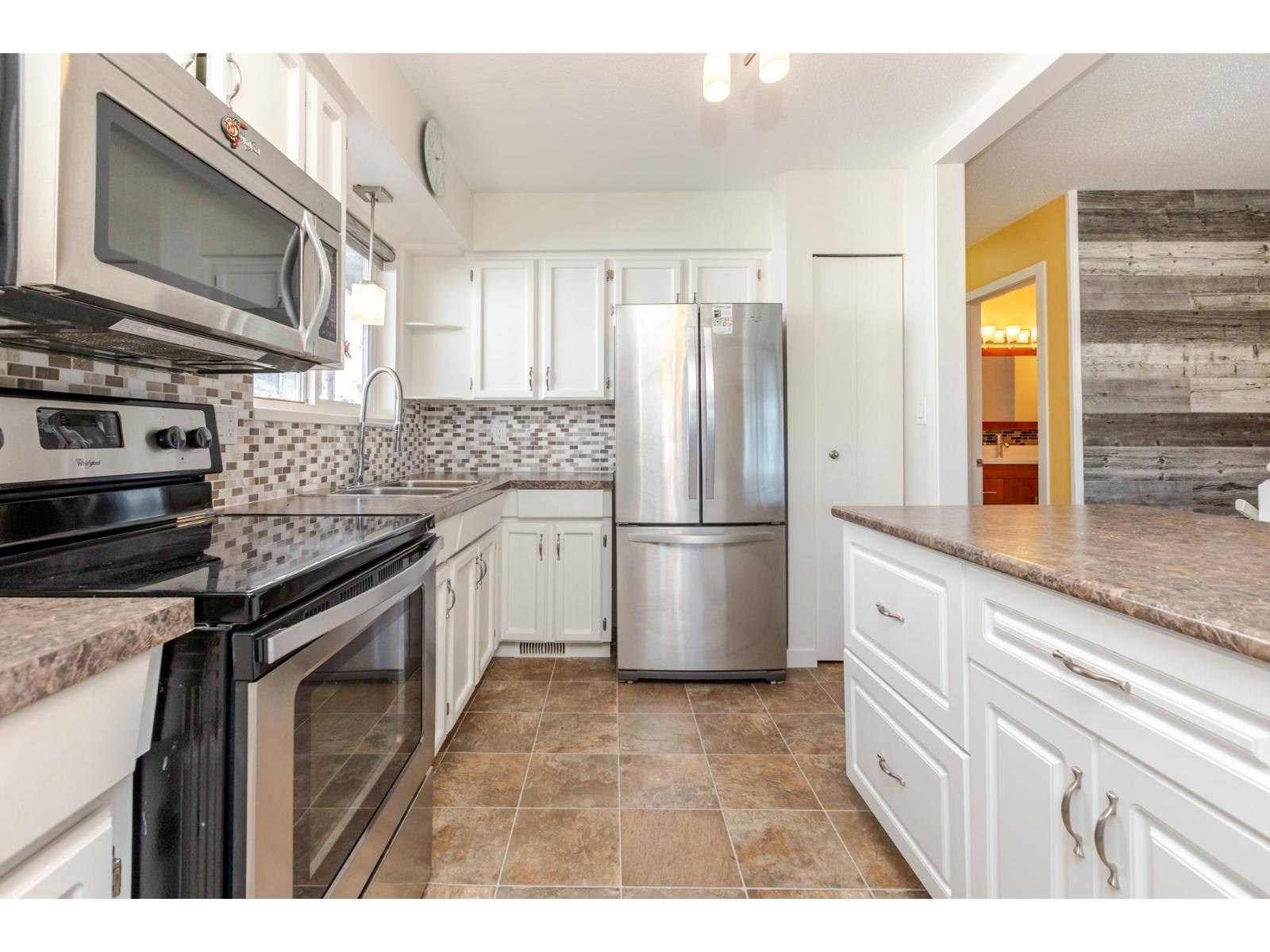 832 Stevens Street, White Rock, British Columbia  V4B 4X2 - Photo 9 - R3059191