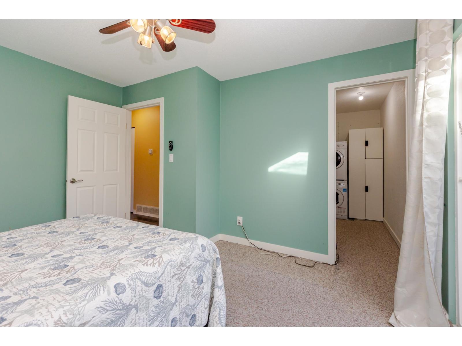 832 Stevens Street, White Rock, British Columbia  V4B 4X2 - Photo 16 - R3059191