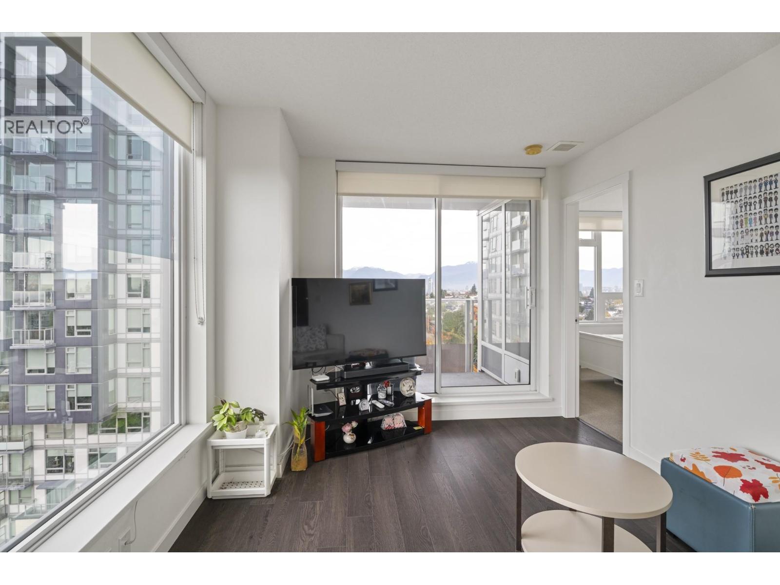 1602 5515 Boundary Road, Vancouver, British Columbia  V5R 0E3 - Photo 5 - R3066191