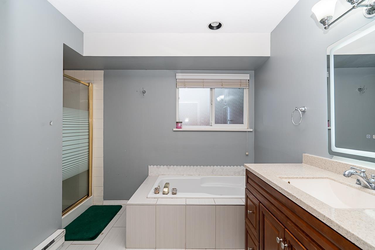 18661 56 Avenue Avenue, Surrey, British Columbia  V3S 7Y2 - Photo 18 - R3067654