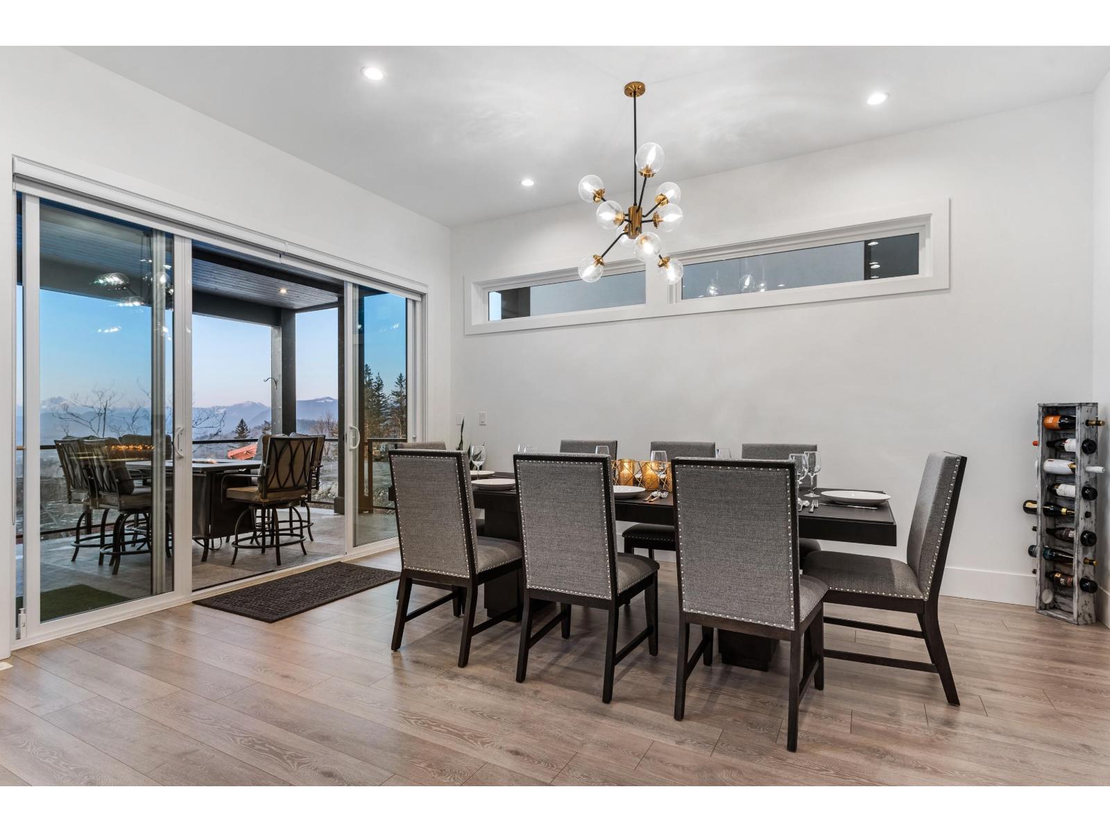 35349 Raven Court, Abbotsford, British Columbia  V3G 0G8 - Photo 13 - R3068902