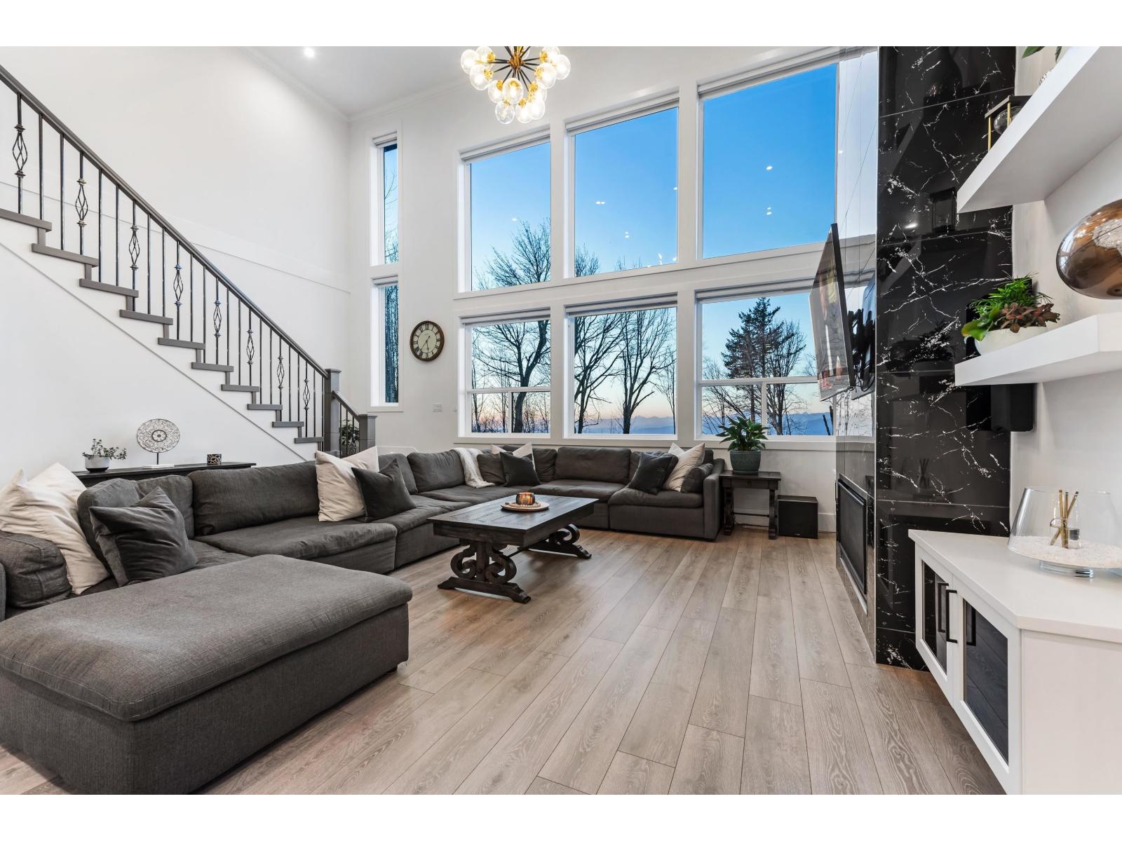 35349 Raven Court, Abbotsford, British Columbia  V3G 0G8 - Photo 9 - R3068902