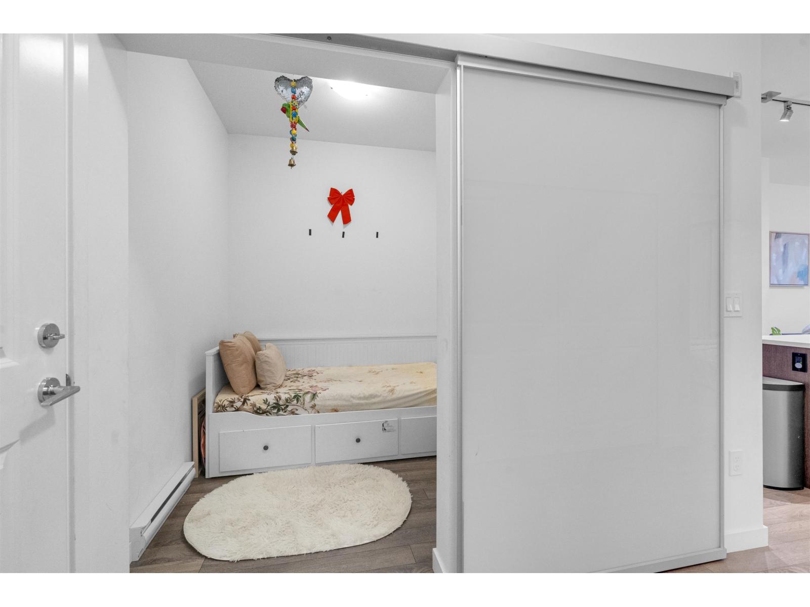 407 13623 81a Avenue, Surrey, British Columbia  V3W 3N7 - Photo 5 - R3066540