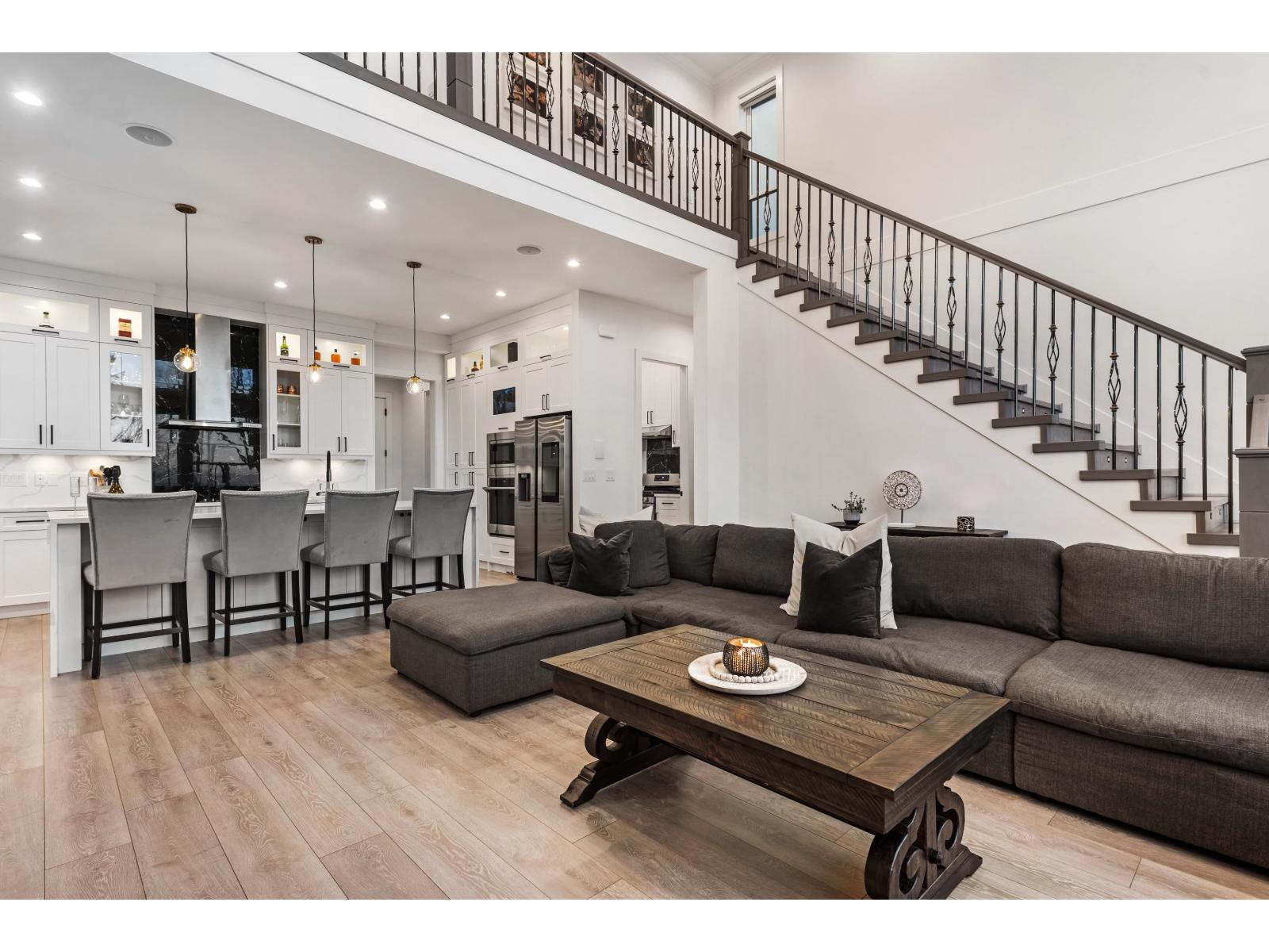 35349 Raven Court, Abbotsford, British Columbia  V3G 0G8 - Photo 11 - R3068902