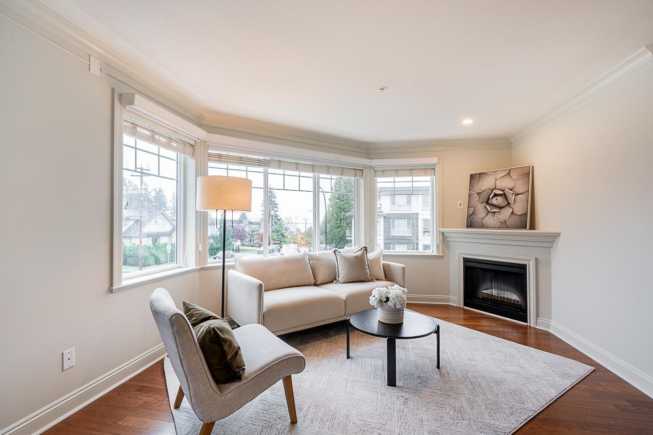 302 15389 Roper Avenue, White Rock, British Columbia  V4B 2S8 - Photo 8 - R3068358