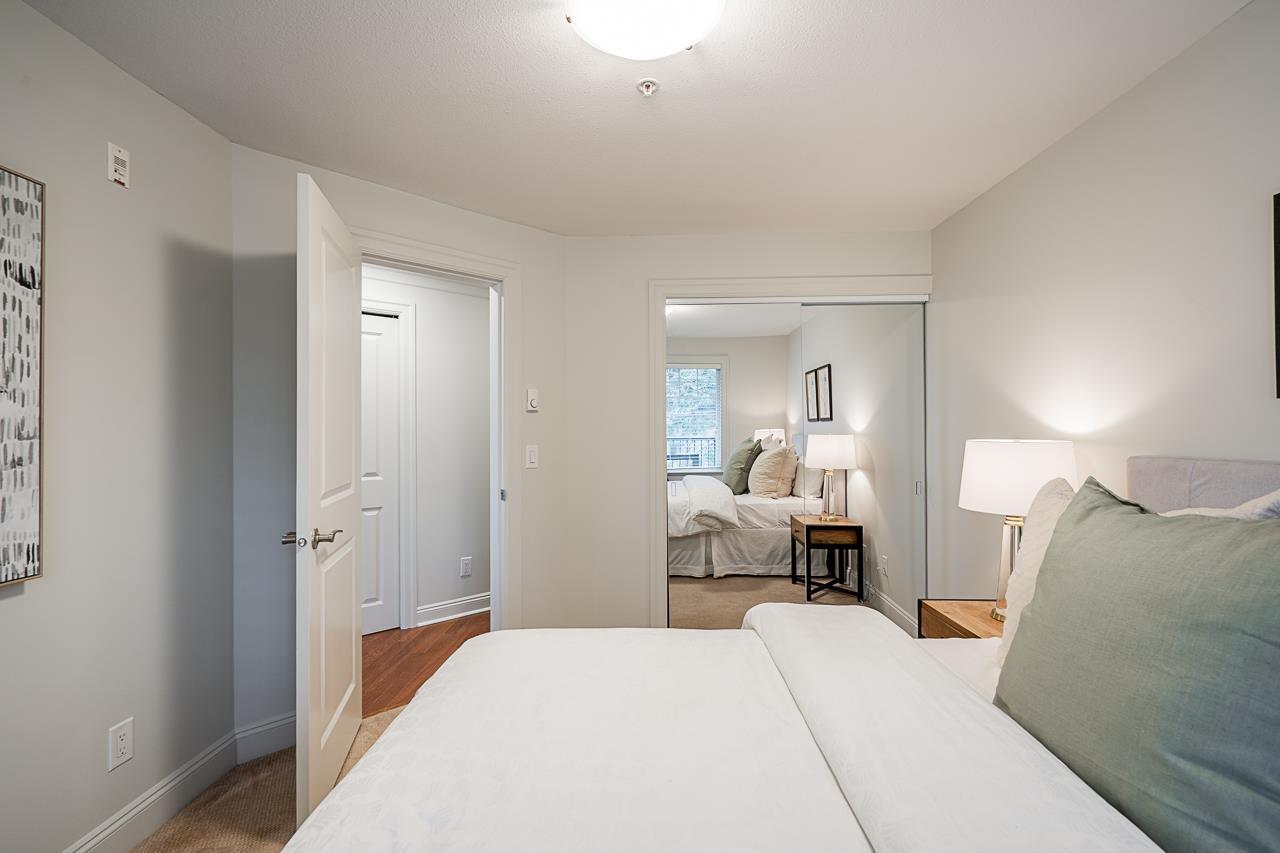 302 15389 Roper Avenue, White Rock, British Columbia  V4B 2S8 - Photo 23 - R3068358