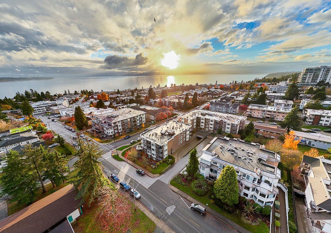 302 15389 Roper Avenue, White Rock, British Columbia  V4B 2S8 - Photo 32 - R3068358