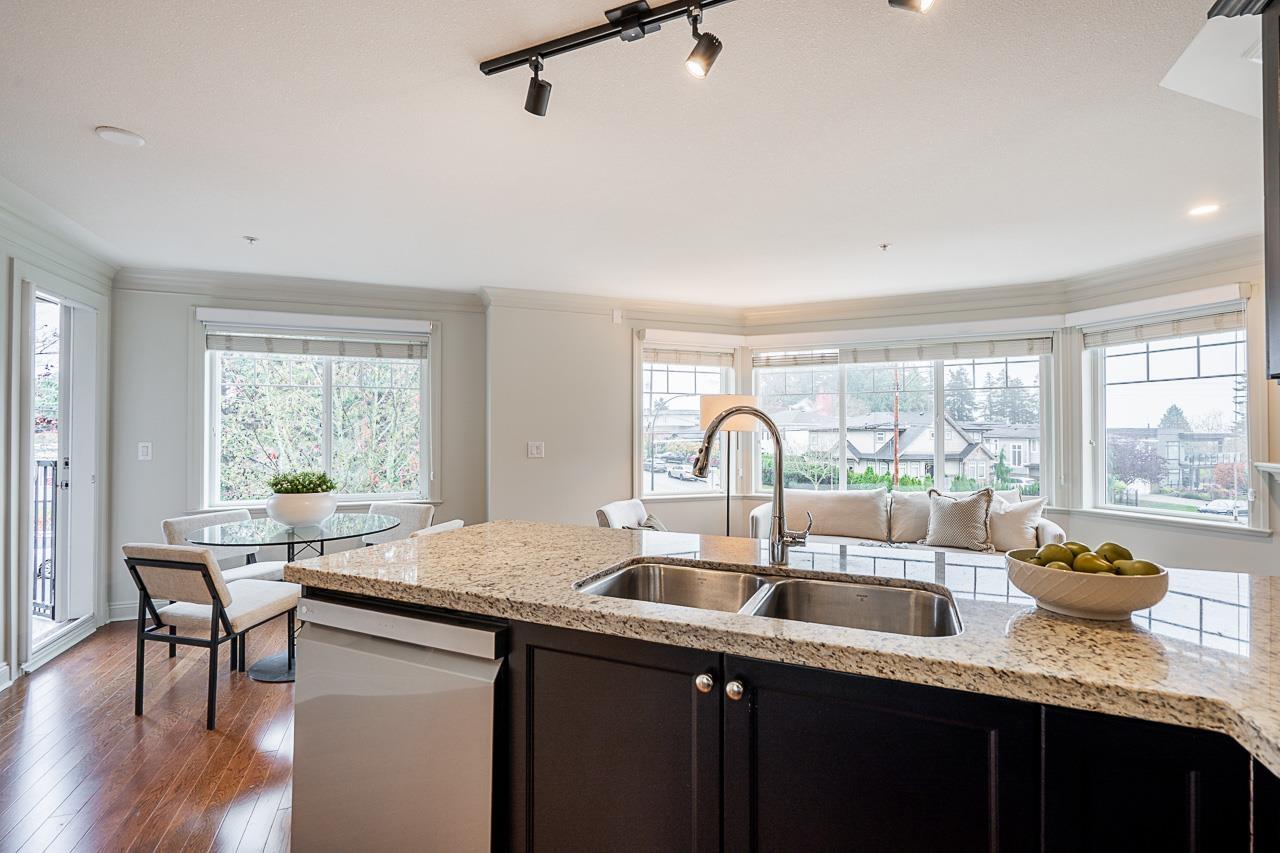 302 15389 Roper Avenue, White Rock, British Columbia  V4B 2S8 - Photo 19 - R3068358