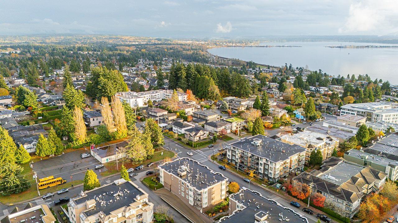 302 15389 Roper Avenue, White Rock, British Columbia  V4B 2S8 - Photo 34 - R3068358