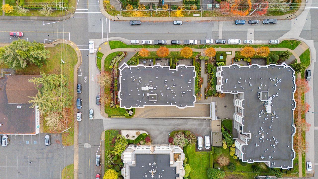 302 15389 Roper Avenue, White Rock, British Columbia  V4B 2S8 - Photo 31 - R3068358