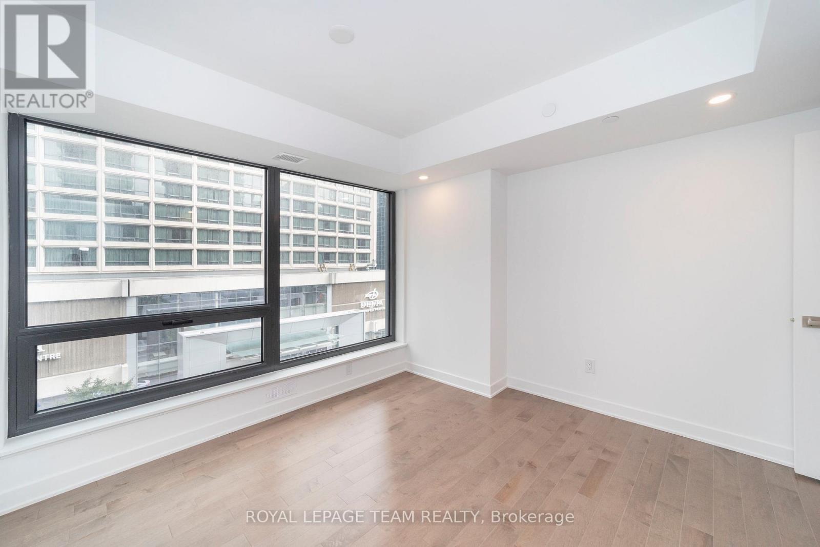 407 - 340 Queen Street, Ottawa, Ontario  K1R 0G1 - Photo 21 - X12563266