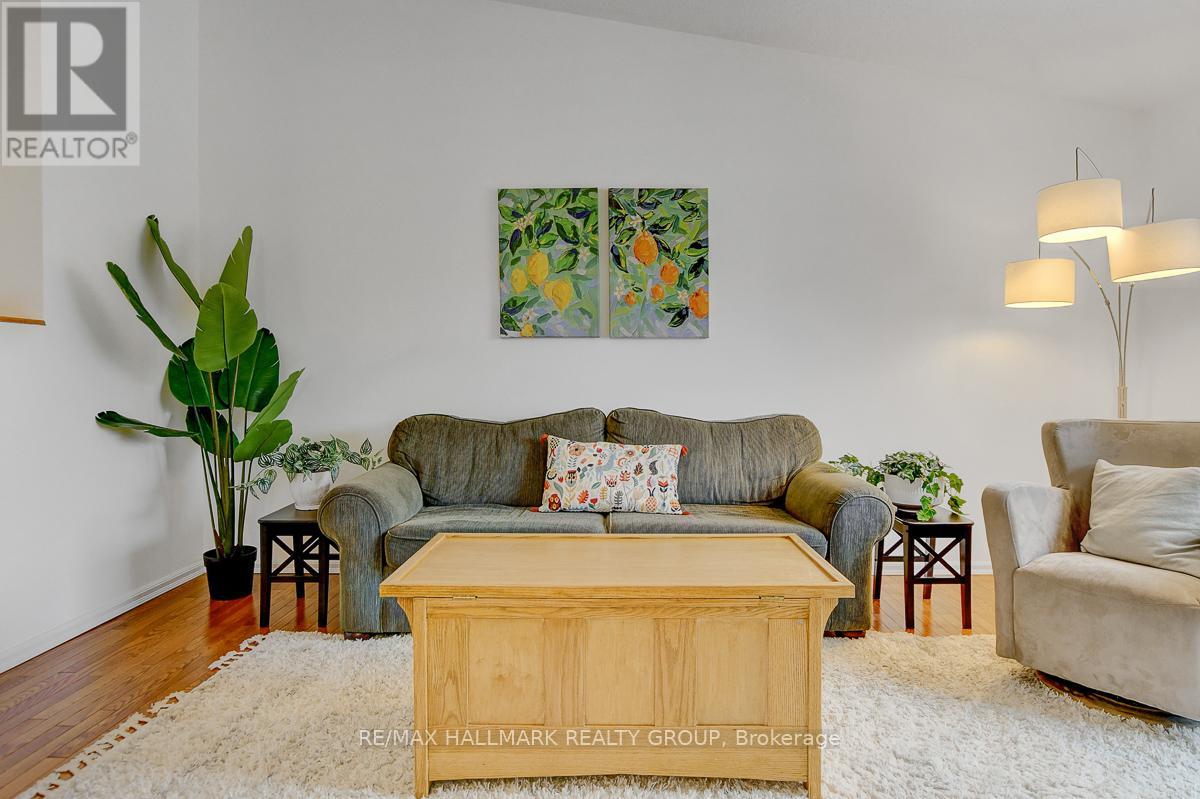 206 Sherway Drive, Ottawa, Ontario  K2J 2G6 - Photo 8 - X12563272