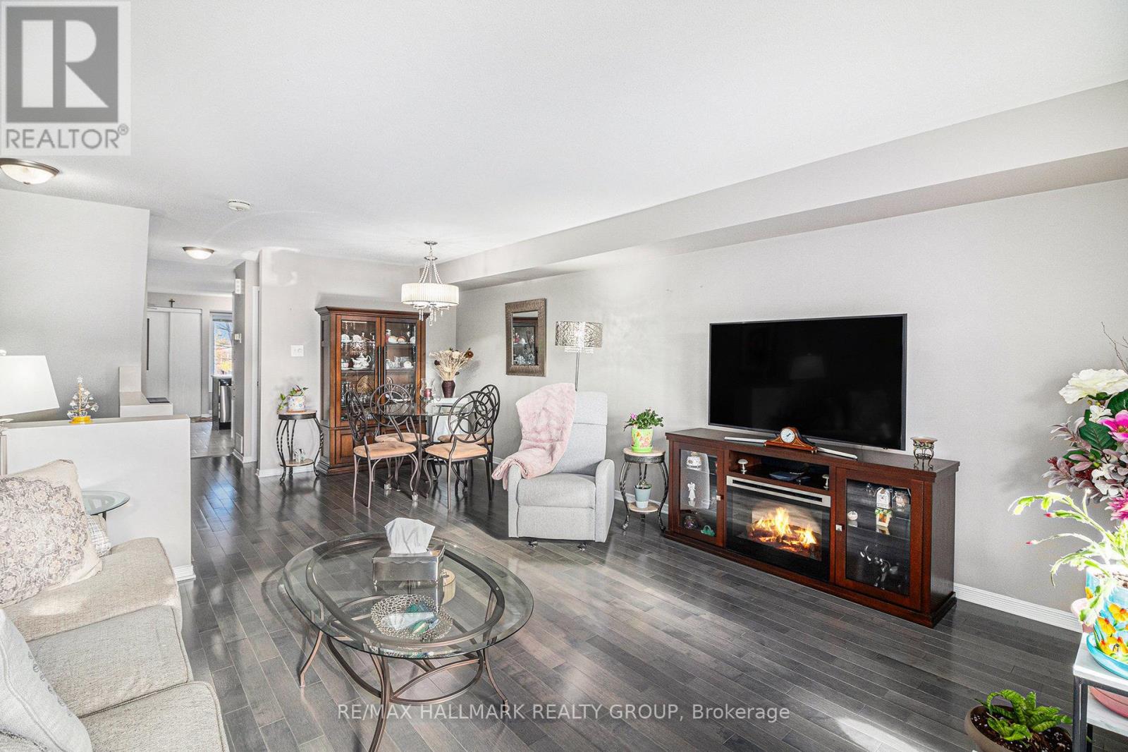 275 Aquaview Drive, Ottawa, Ontario  K4A 0B5 - Photo 10 - X12563318