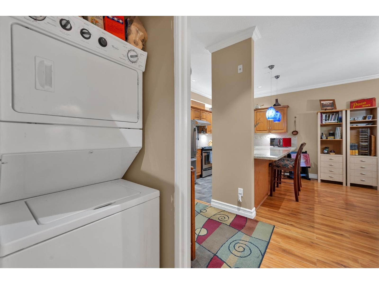 205 33755 7 Avenue, Mission, British Columbia  V2V 0A4 - Photo 25 - R3068014