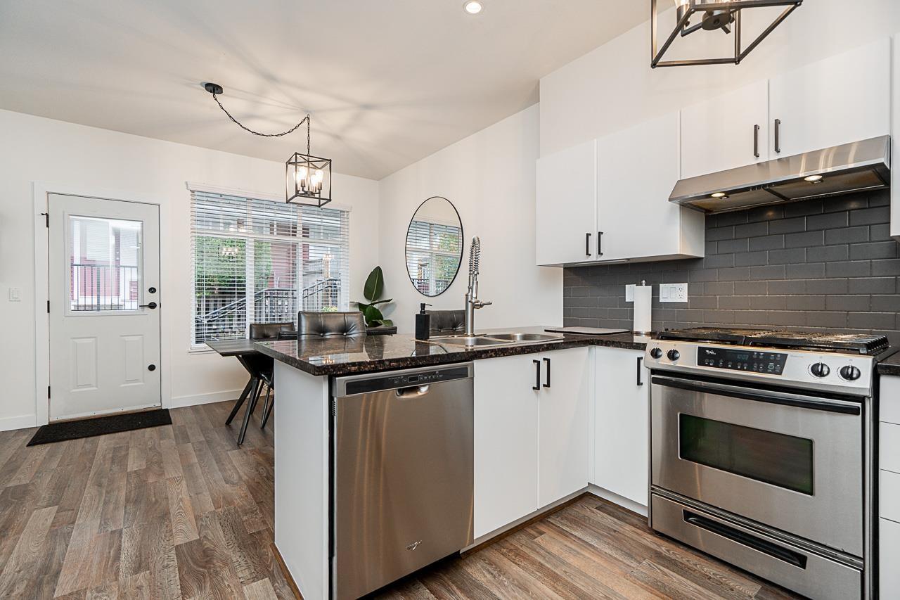 8 19455 65 Avenue, Surrey, British Columbia  V4N 0Z1 - Photo 5 - R3068669