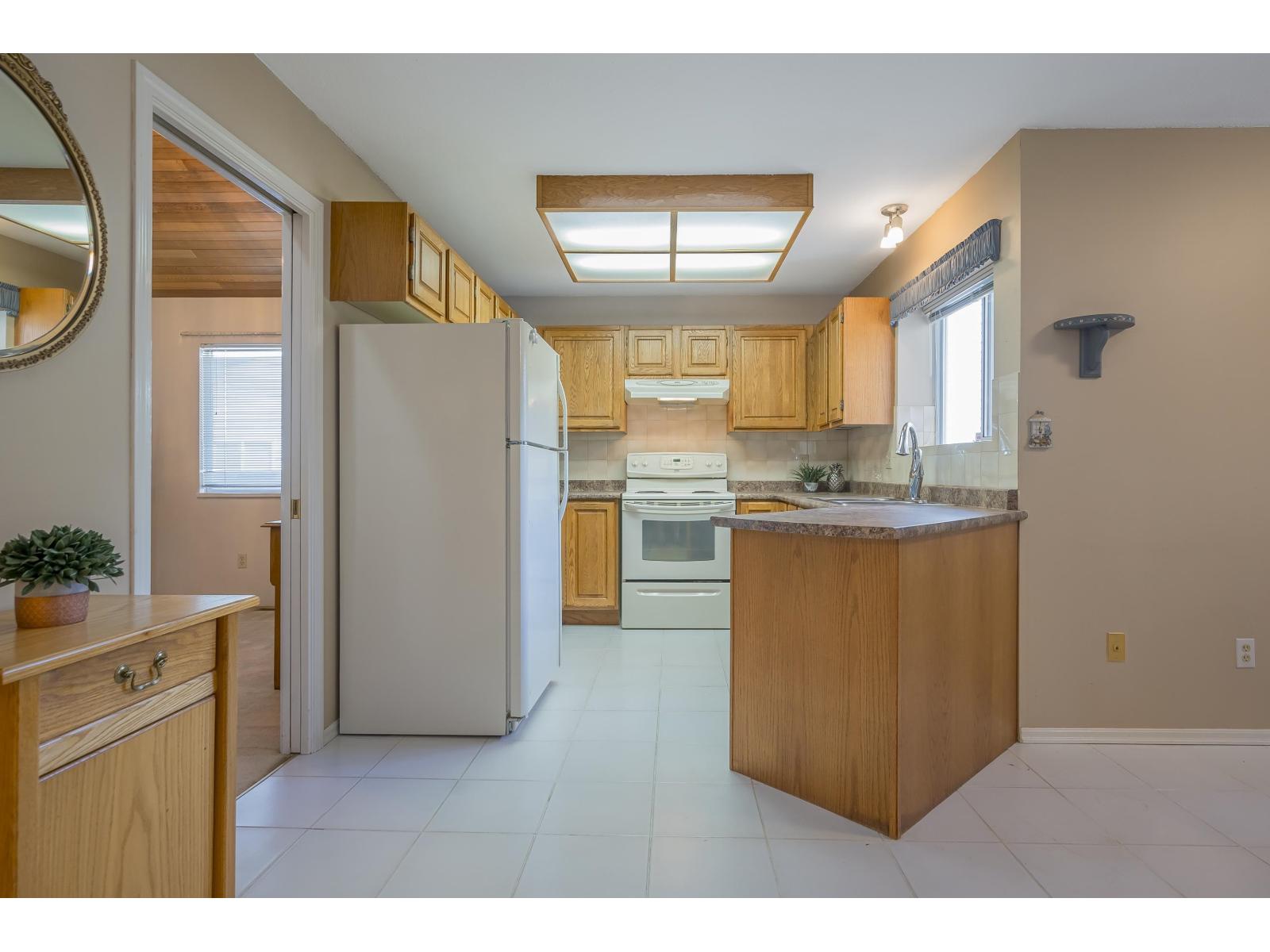 9322 157 Street, Surrey, British Columbia  V4N 3B3 - Photo 8 - R3068800