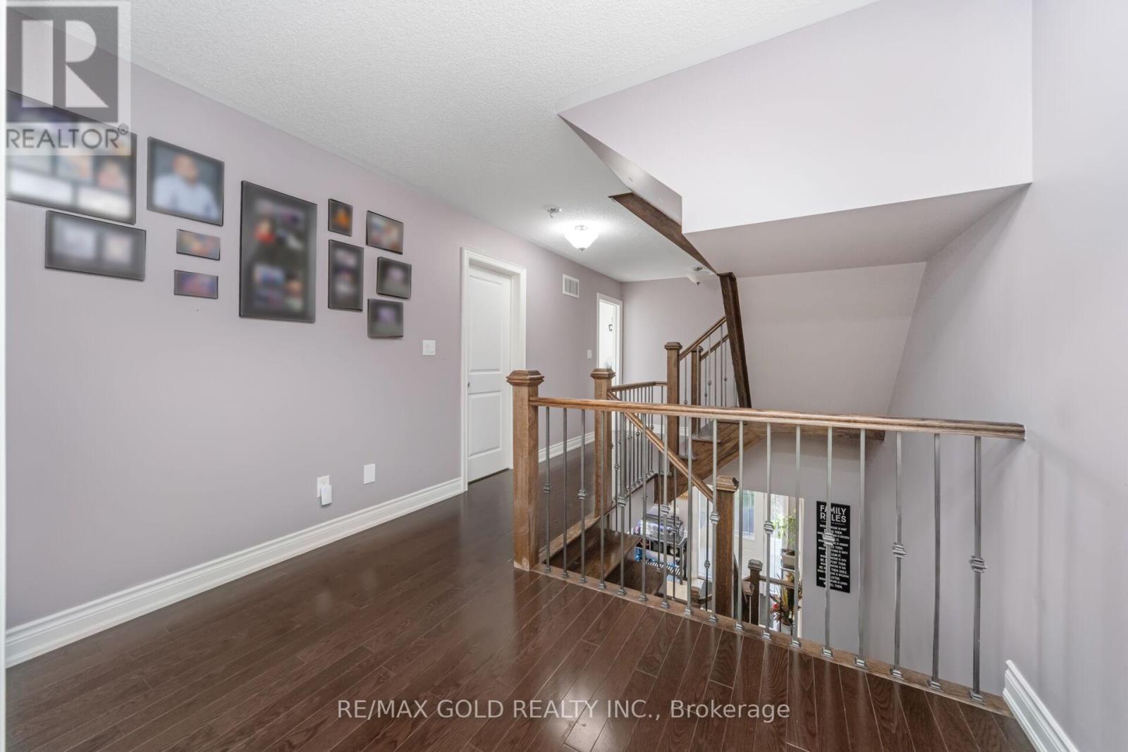 6 Ayrshire Court, Brampton, Ontario  L6Z 0G6 - Photo 14 - W12563064