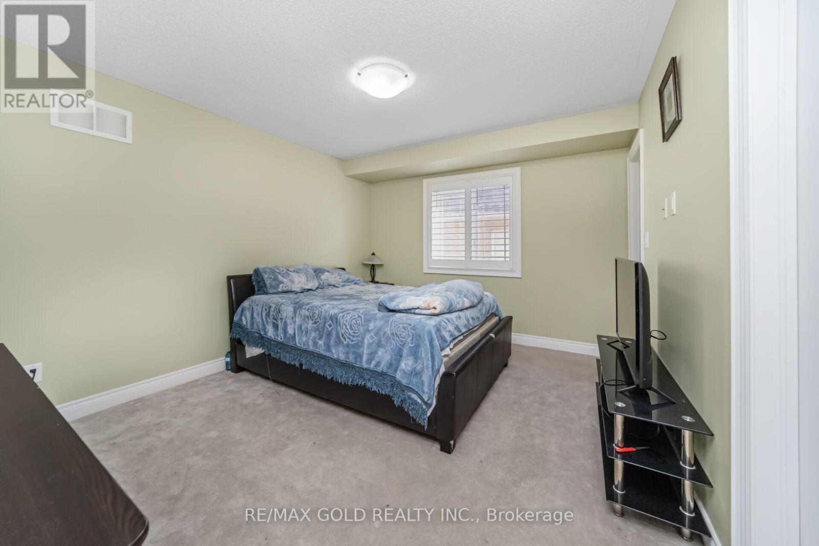 6 Ayrshire Court, Brampton, Ontario  L6Z 0G6 - Photo 17 - W12563064