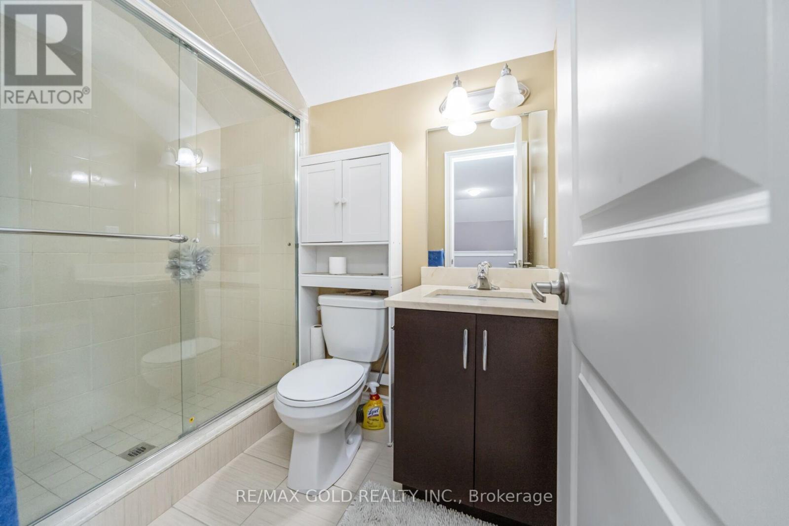 6 Ayrshire Court, Brampton, Ontario  L6Z 0G6 - Photo 36 - W12563064