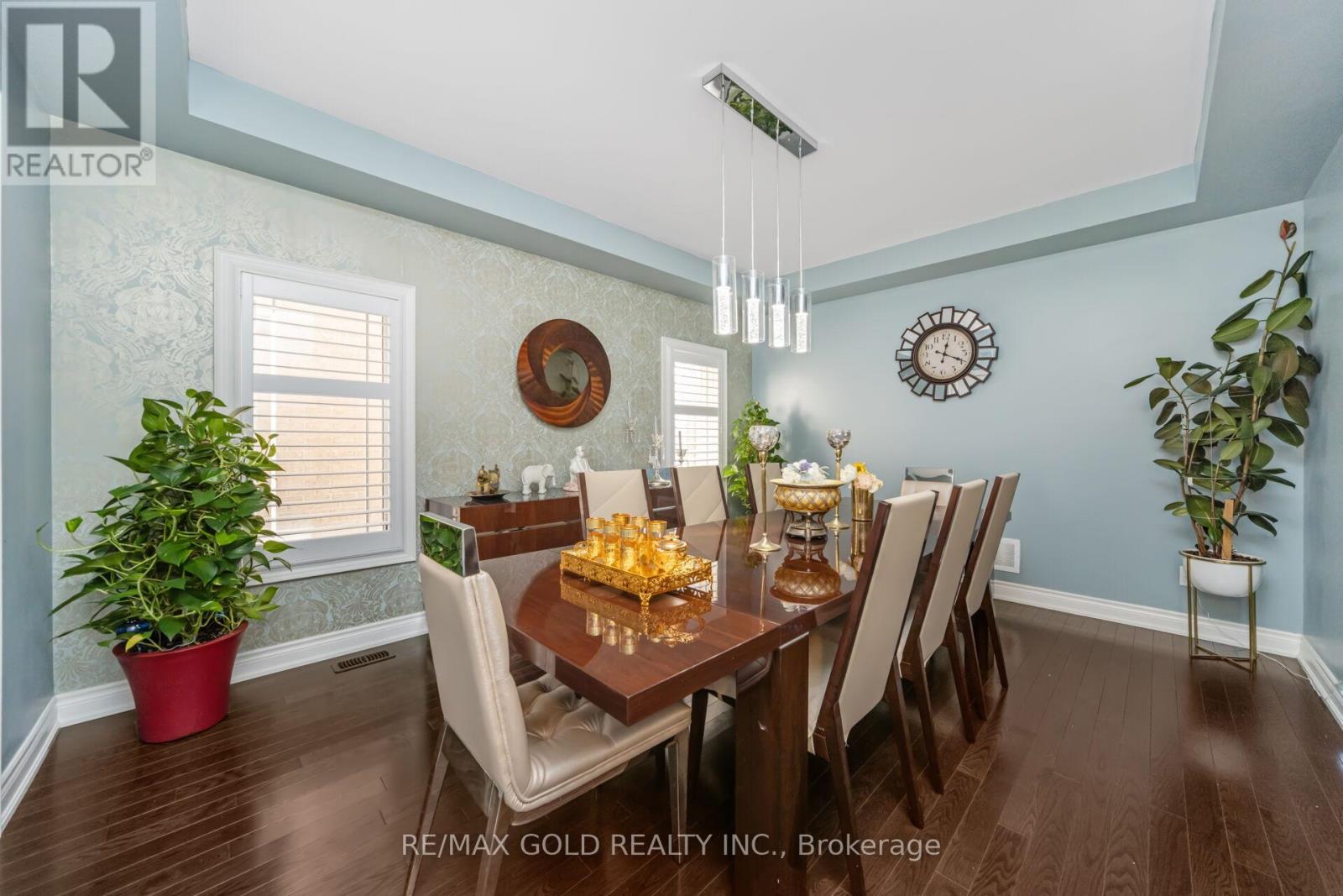 6 Ayrshire Court, Brampton, Ontario  L6Z 0G6 - Photo 7 - W12563064