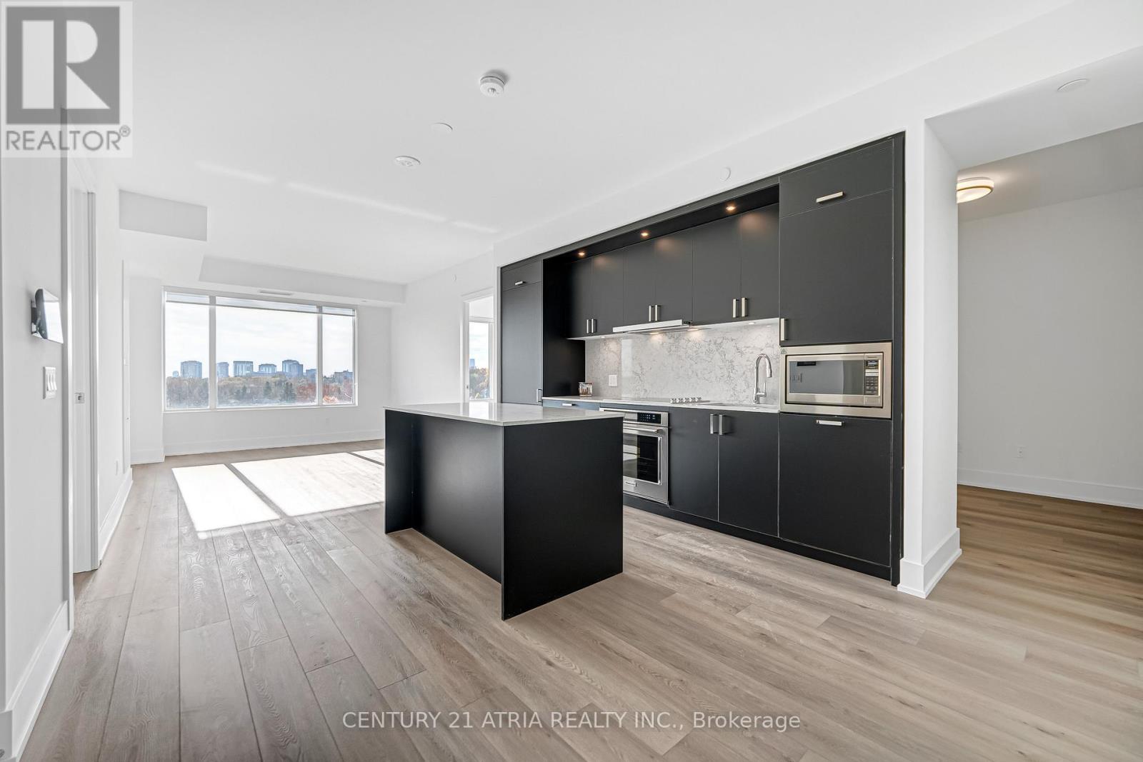 608 - 259 The Kingsway, Toronto, Ontario  M9A 0G2 - Photo 7 - W12563074