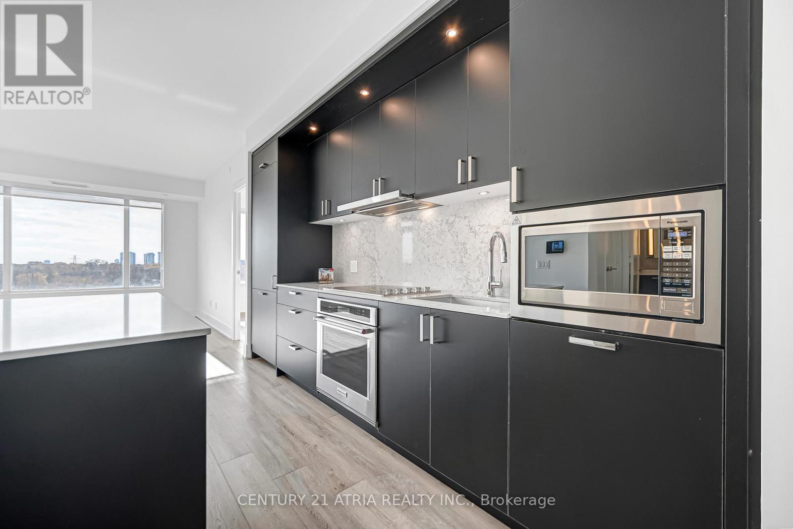 608 - 259 The Kingsway, Toronto, Ontario  M9A 0G2 - Photo 9 - W12563074