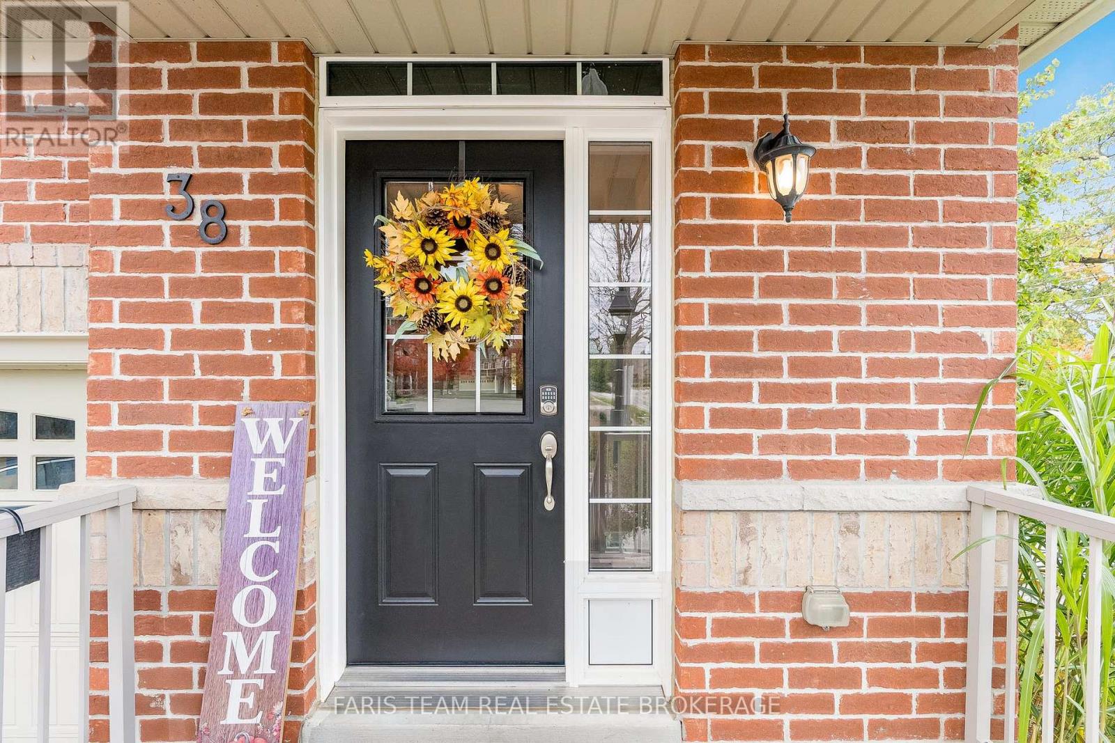 38 - 20 C Line, Orangeville, Ontario  L9W 6T7 - Photo 3 - W12563084