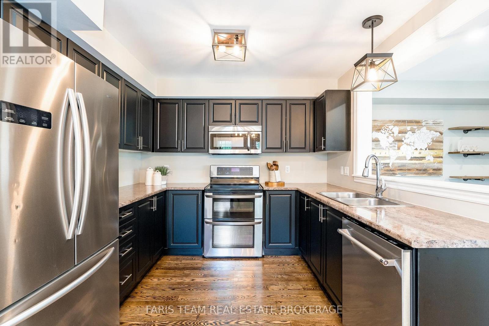 38 - 20 C Line, Orangeville, Ontario  L9W 6T7 - Photo 6 - W12563084