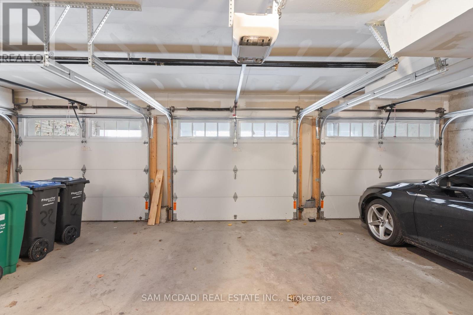 23 - 3083 Cawthra Road, Mississauga, Ontario  L5A 2X4 - Photo 30 - W12563124