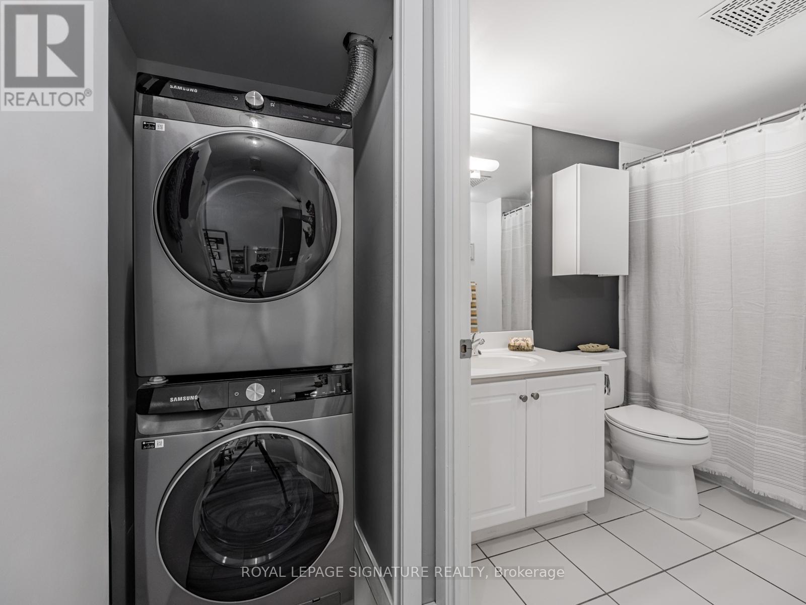 1817 - 185 Legion Road N, Toronto, Ontario  M8Y 0A1 - Photo 18 - W12563178