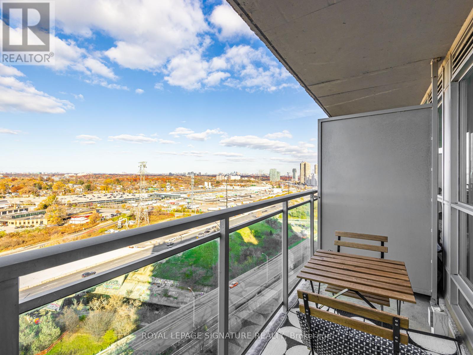 1817 - 185 Legion Road N, Toronto, Ontario  M8Y 0A1 - Photo 19 - W12563178