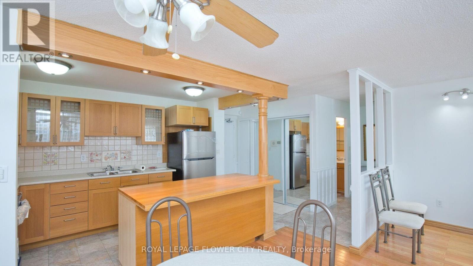 207 - 345 Driftwood Avenue, Toronto, Ontario  M3N 2P4 - Photo 8 - W12563180