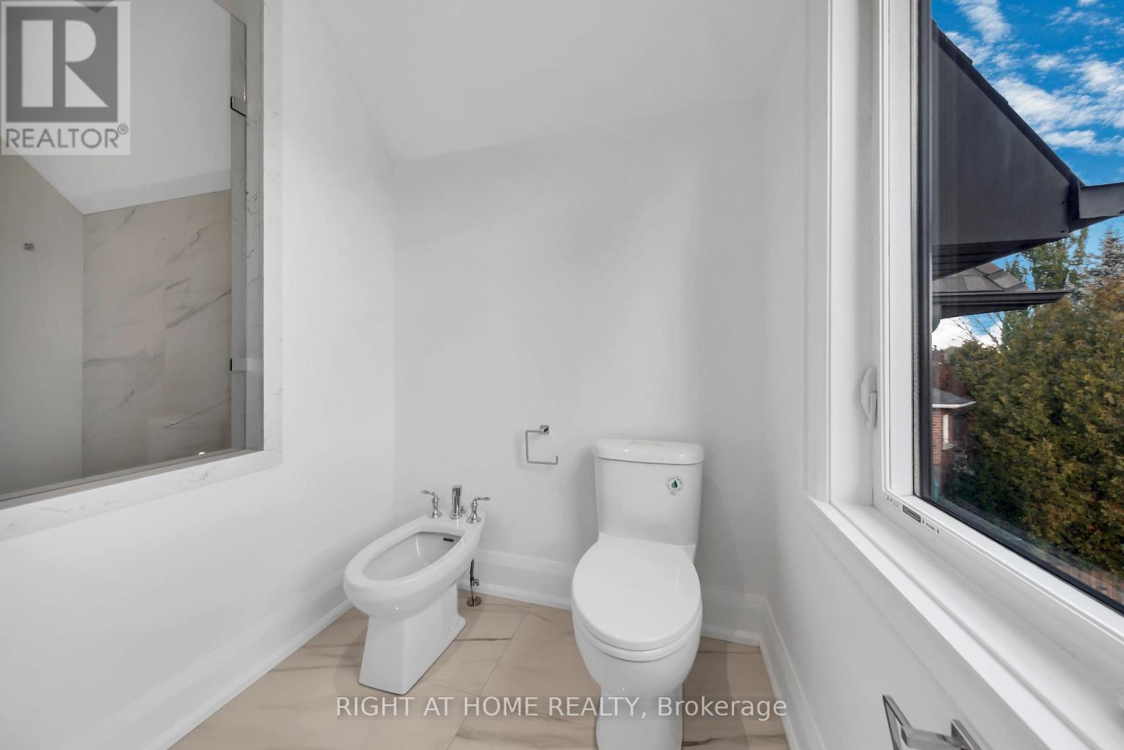 55a Jay Street, Toronto, Ontario  M6L 2L9 - Photo 32 - W12563188