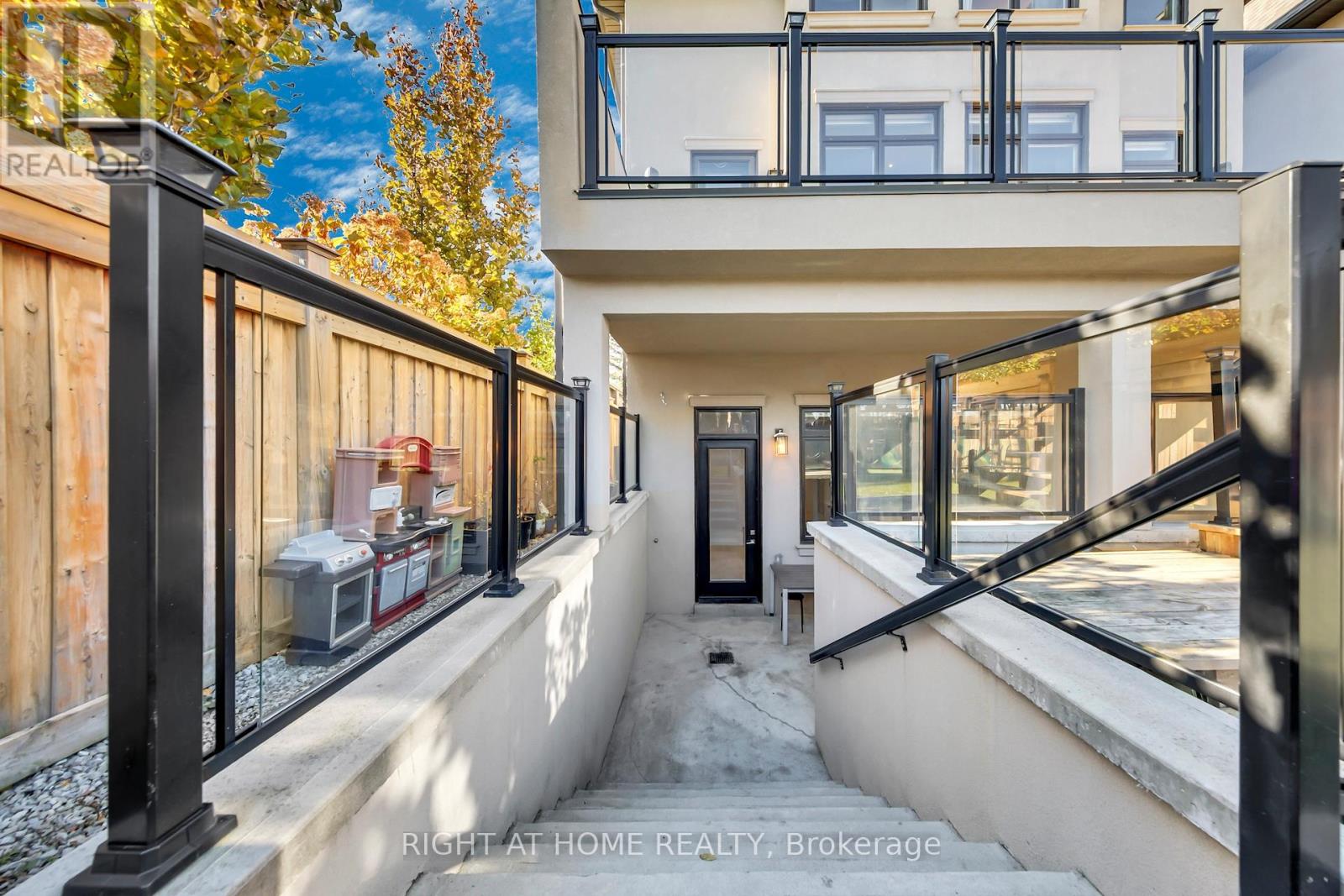 55a Jay Street, Toronto, Ontario  M6L 2L9 - Photo 47 - W12563188