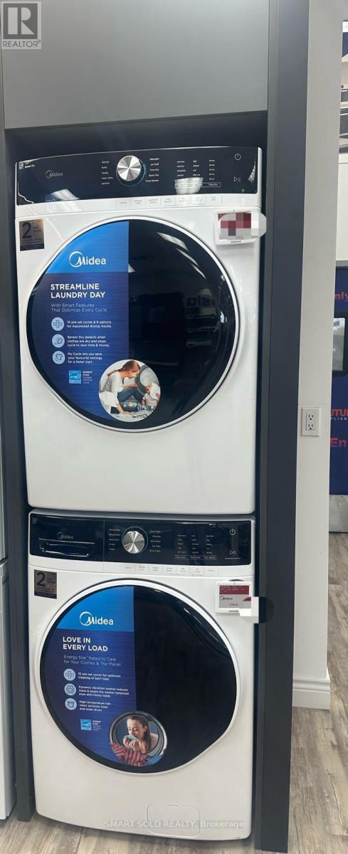 22 Hazelglen Court, Brampton, Ontario  L6S 1N7 - Photo 14 - W12563198