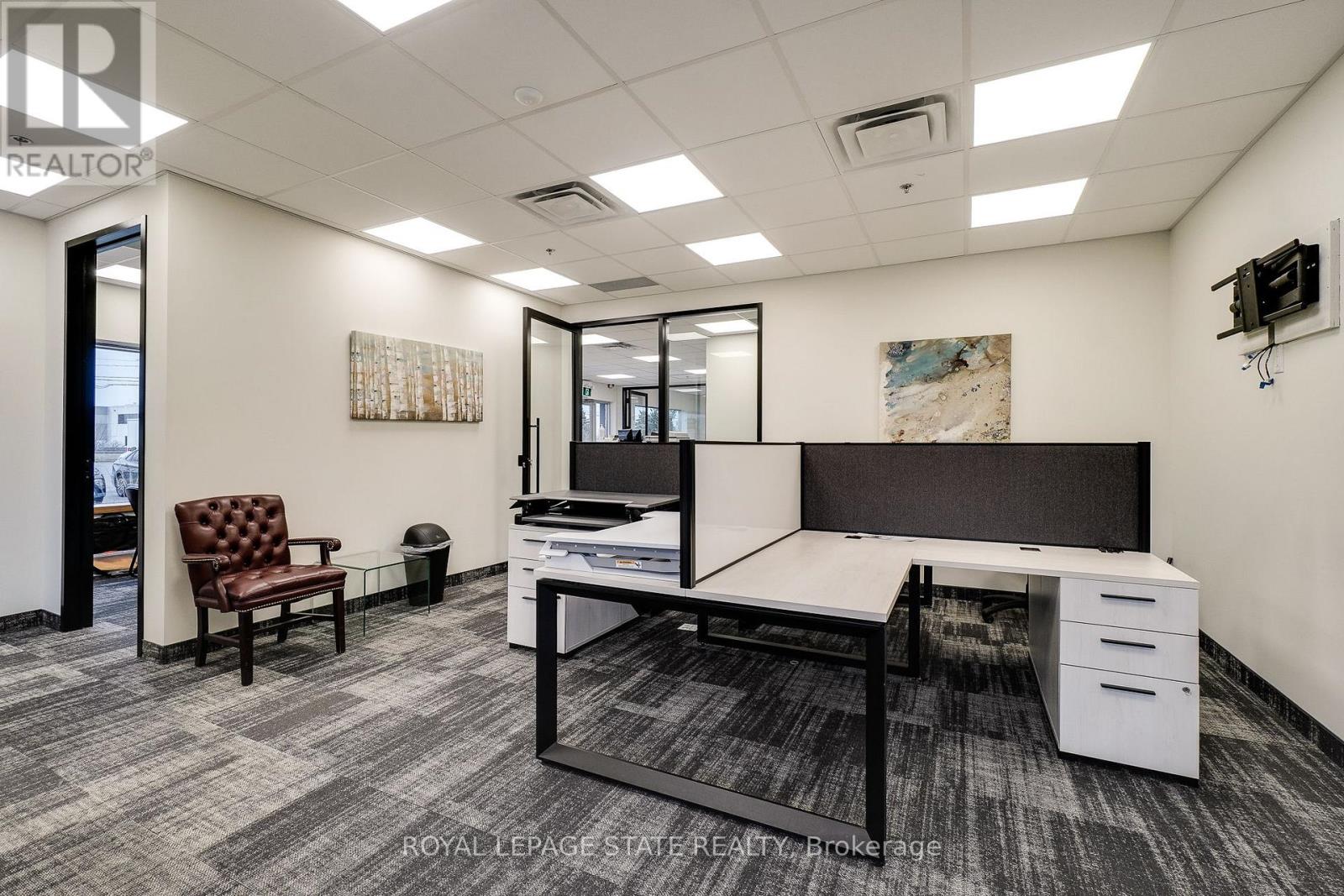 1 - 3485 Harvester Road, Burlington, Ontario  L7N 3T3 - Photo 15 - W12563212