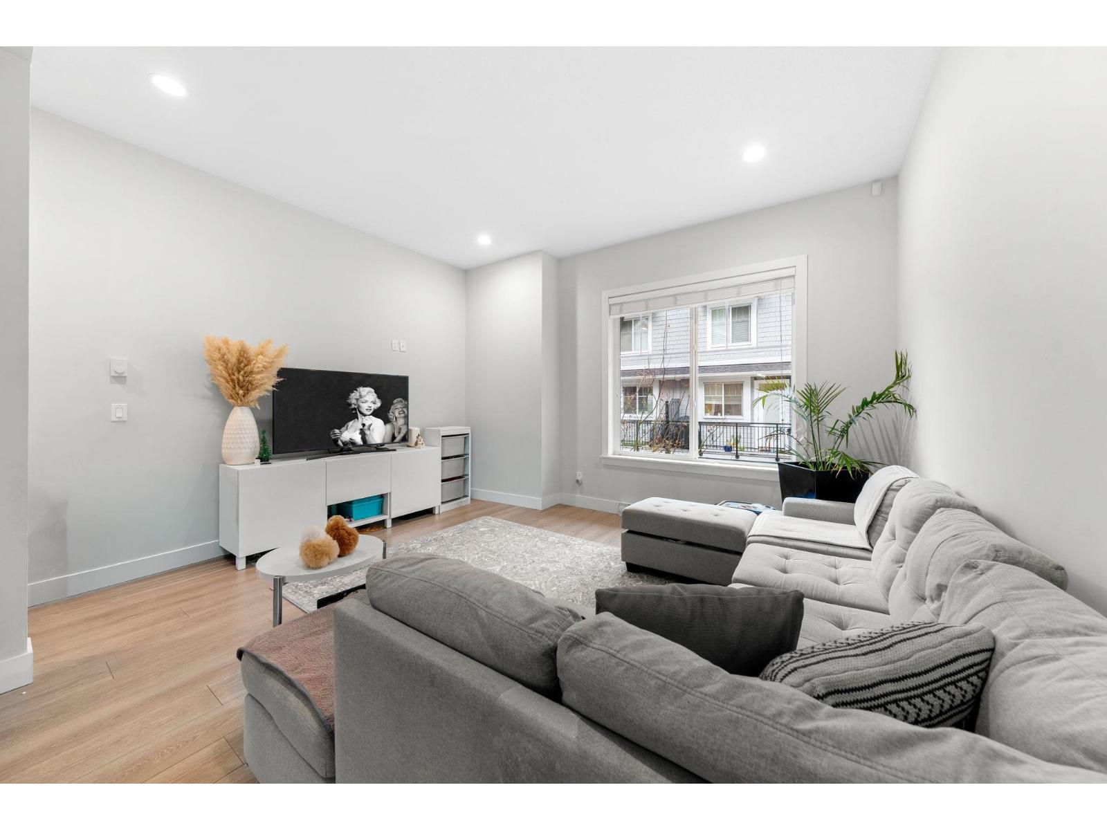 51 2855 158 Street, Surrey, British Columbia  V3Z 0E5 - Photo 3 - R3068367