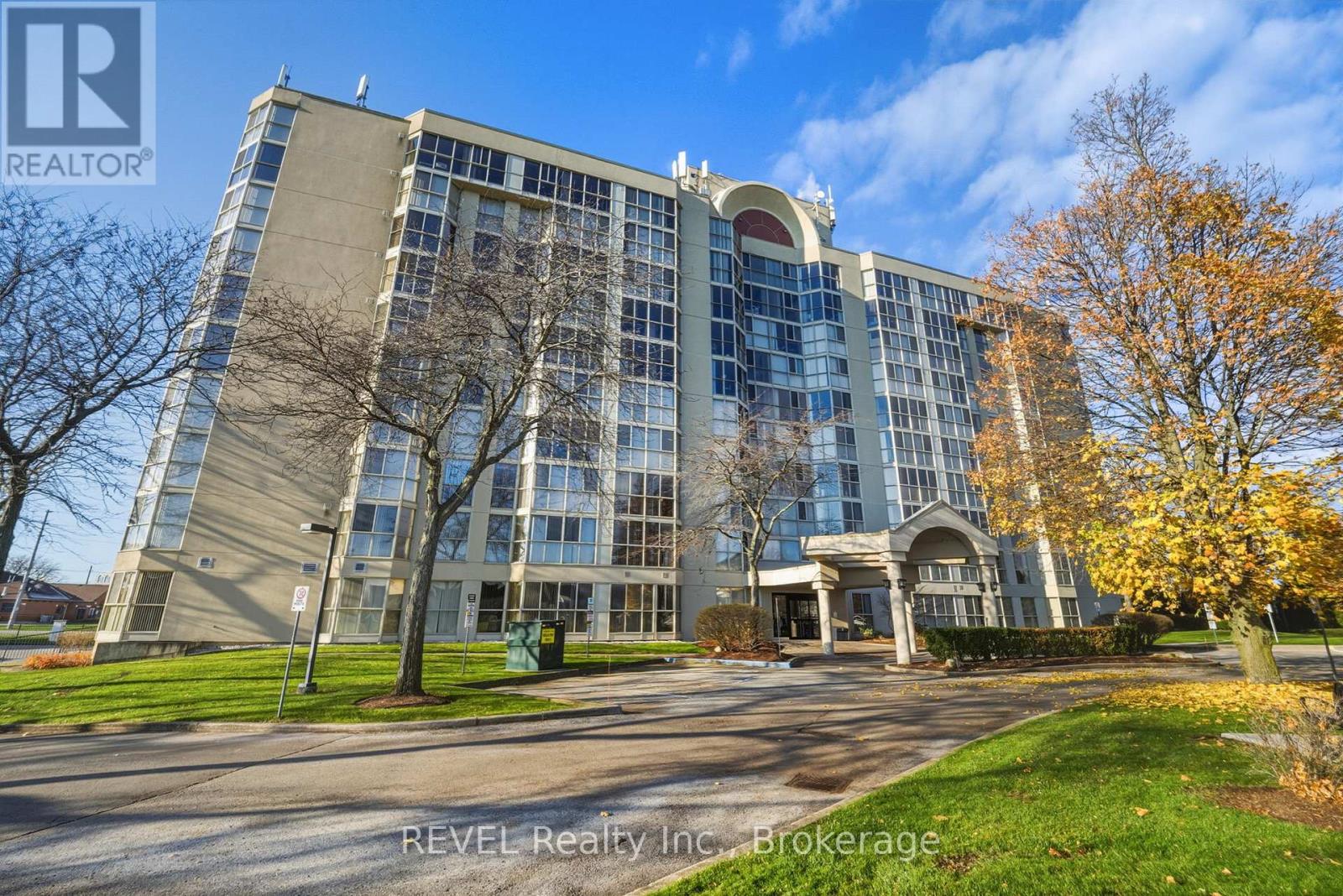 207 - 162 MARTINDALE ROAD, St. Catharines, Ontario